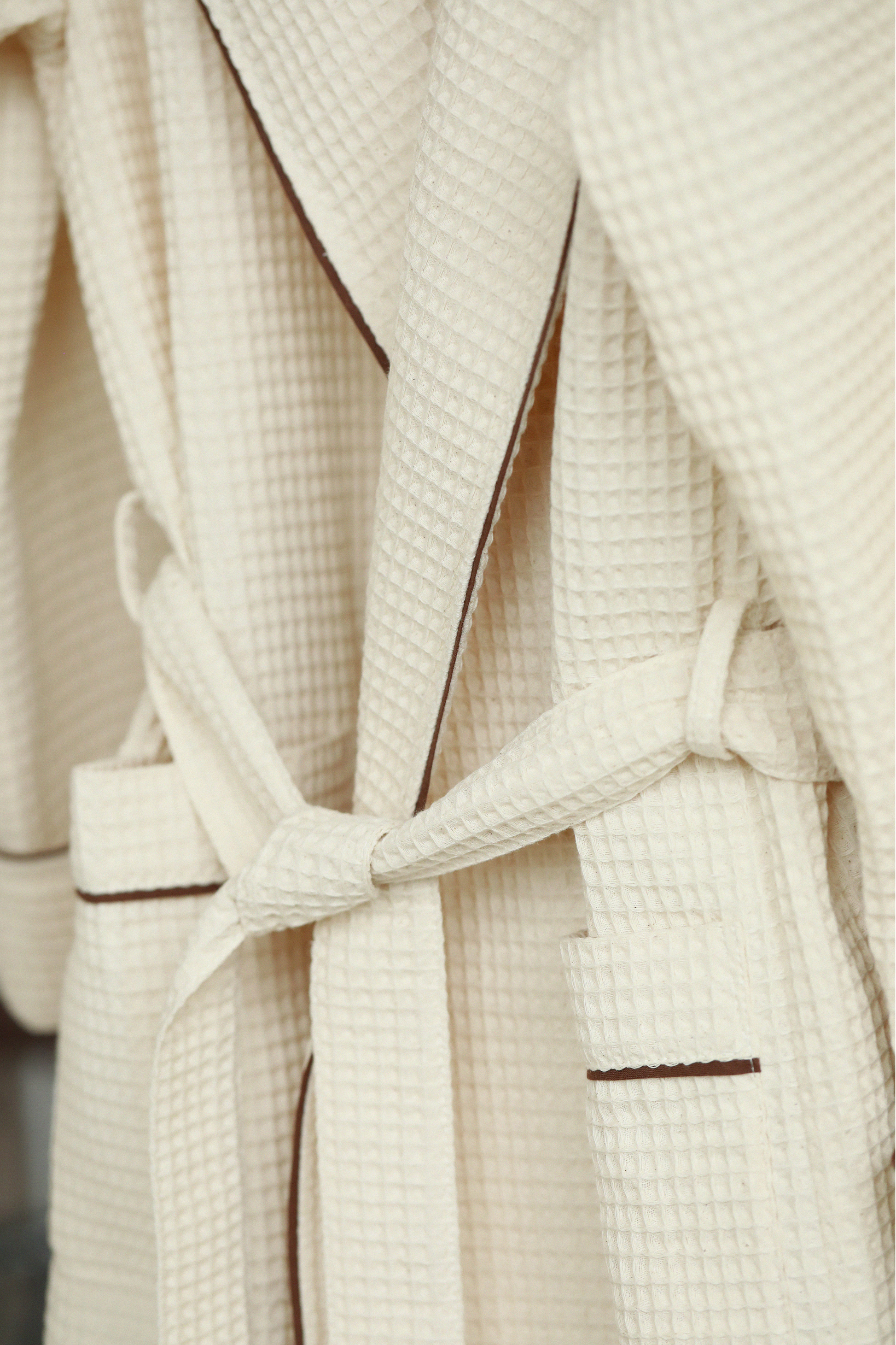 Everyday by Roberta women's waffle cotton bathrobe in sand colour