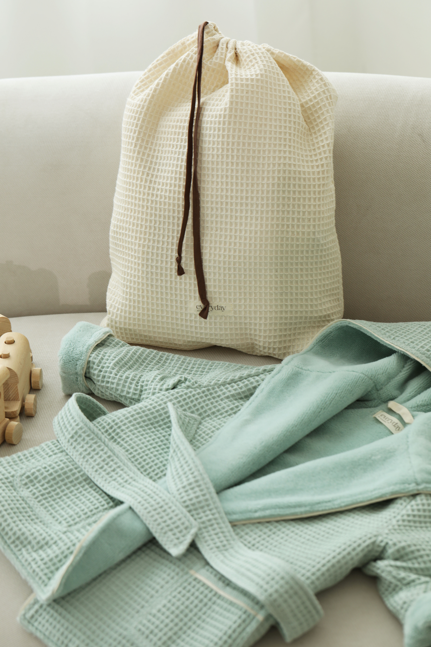 Everyday by Roberta cozy bathrobes for children in neutral colours