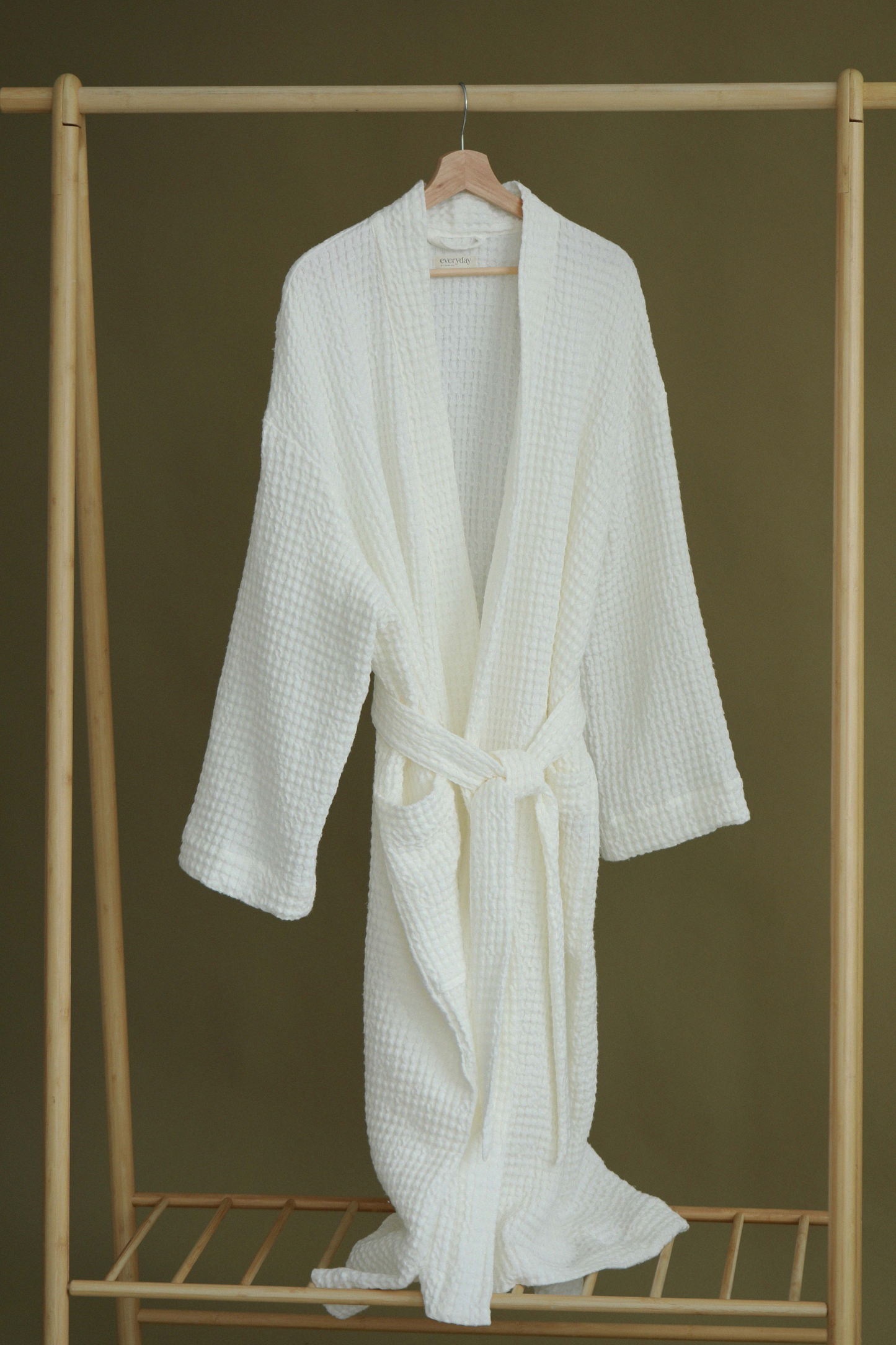 Unisex honeycomb robe