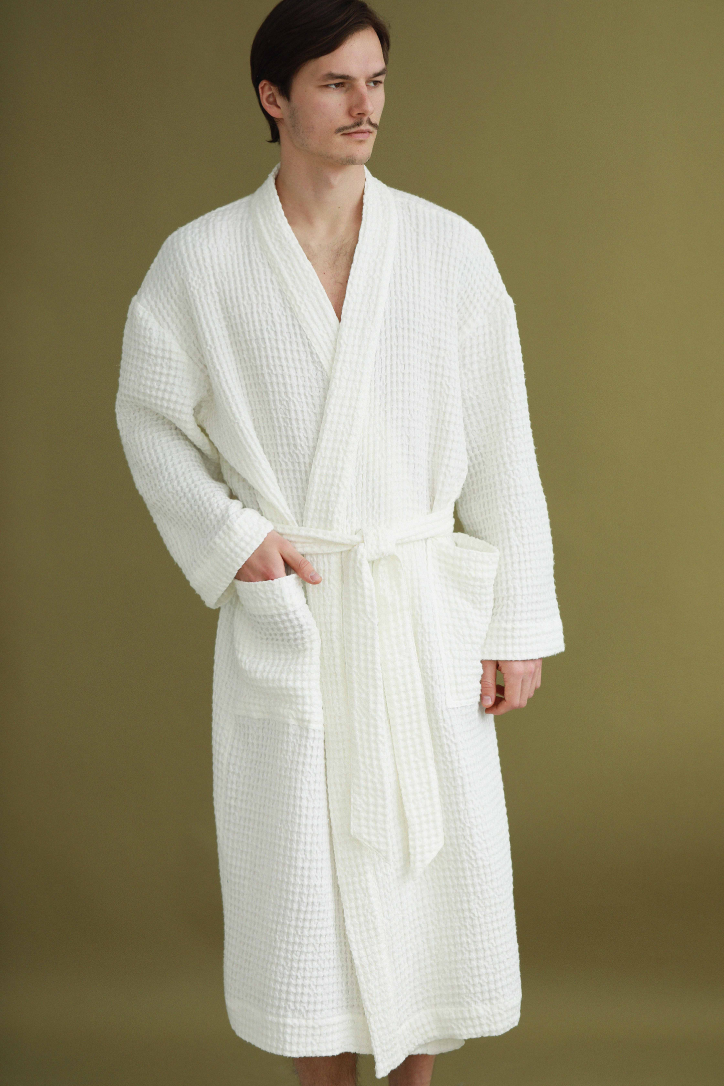 Unisex honeycomb robe