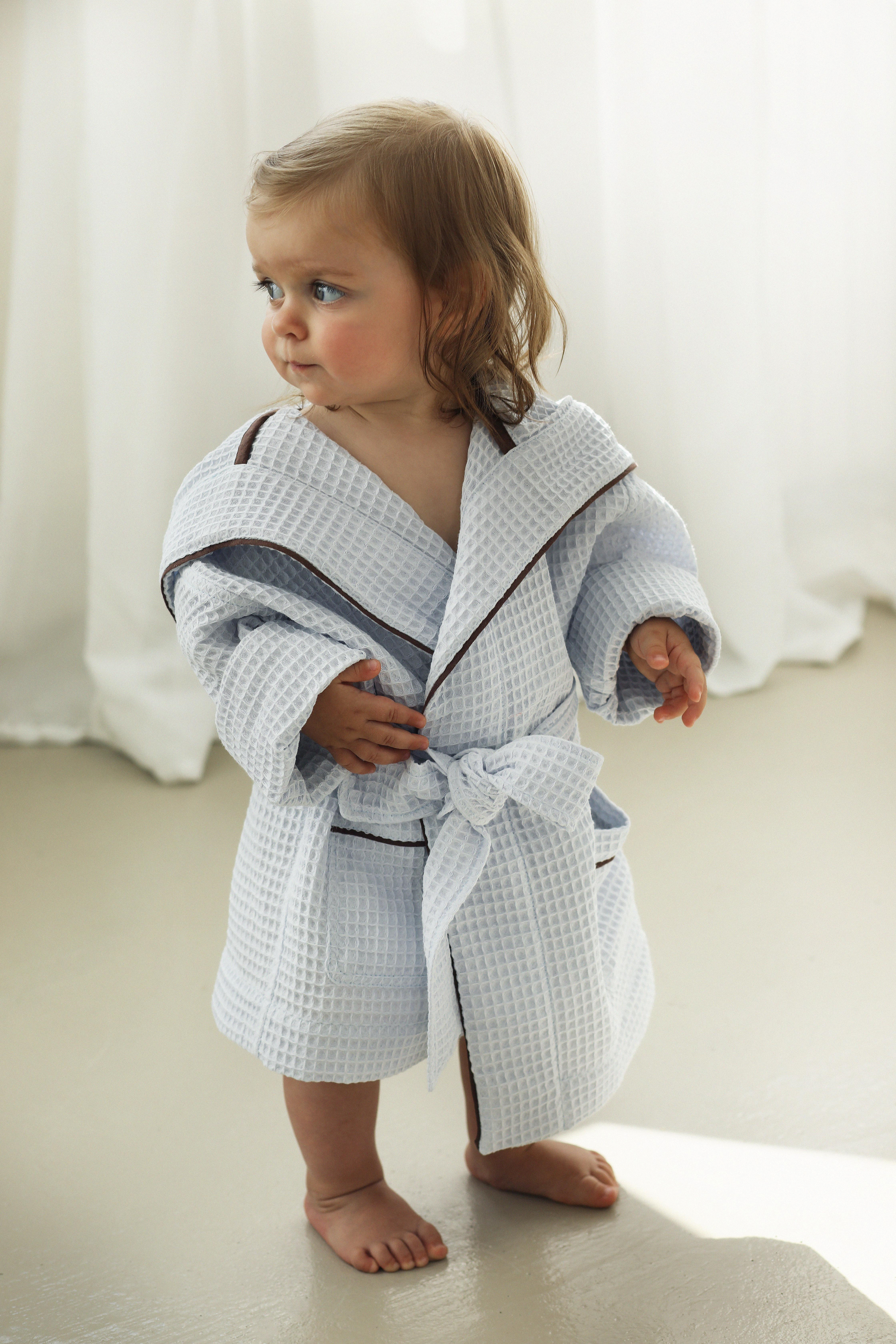 Everyday by Roberta baby cotton bathrobe in baby blue colour 