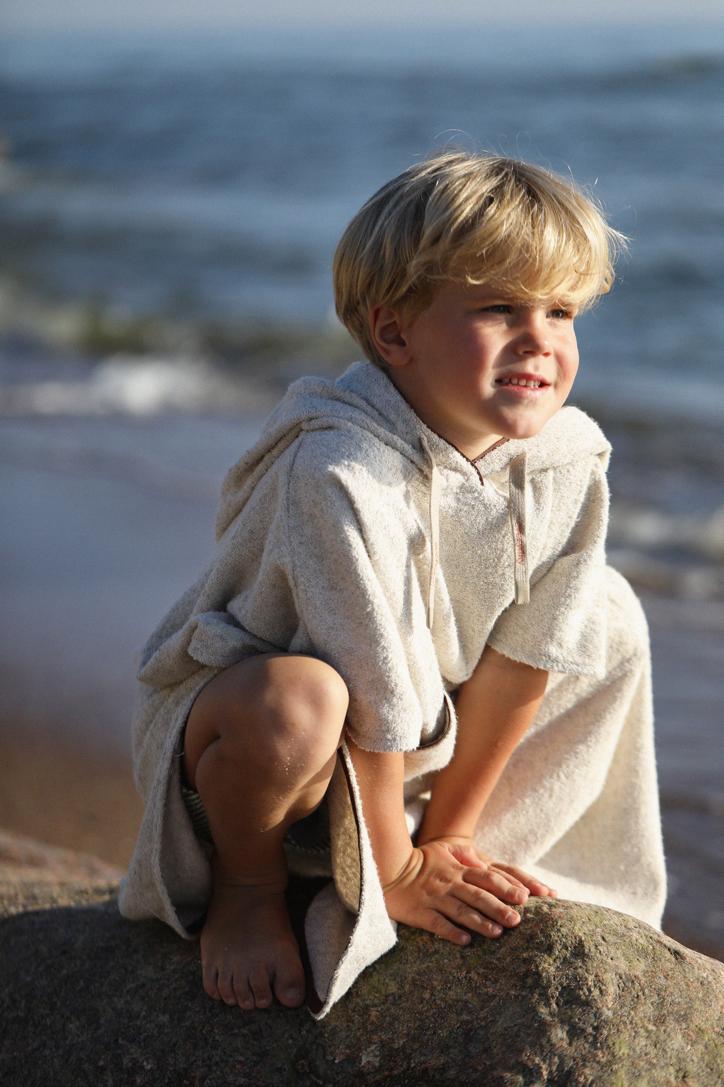 Everyday by Roberta kids hemp and bamboo fabric poncho for the summer 